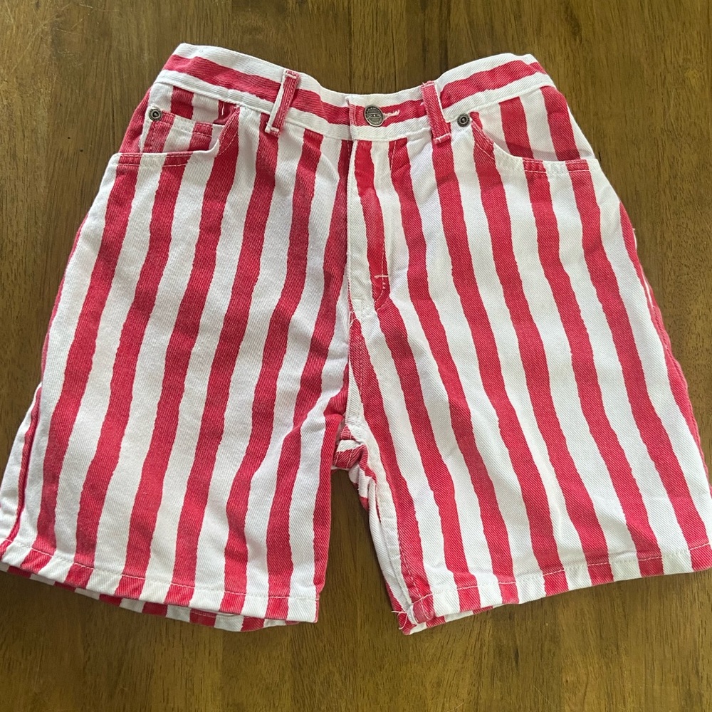 Arizona 90's Vintage Red/White Stripped denim shorts
